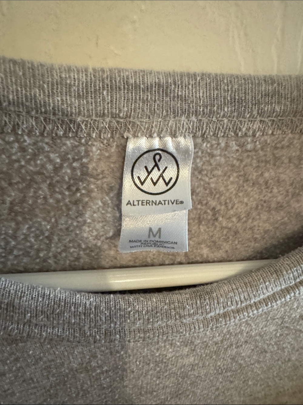 Alternative Heather Gray Poshmark Logo Crewneck Sweatshirt size M - Picture 2 of 5